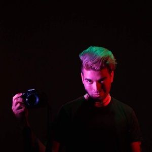 Meet your Posher, Adam